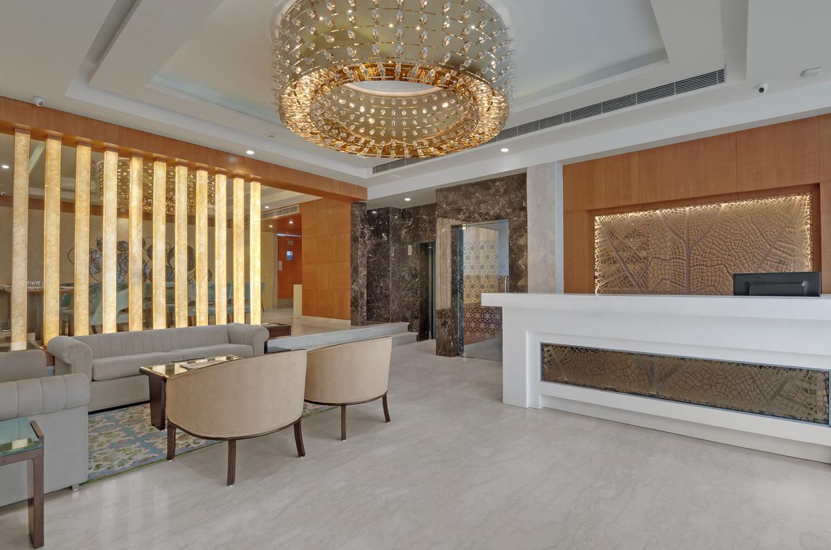 Beacon Hotel Nirman Vihar Ню Делхи Екстериор снимка