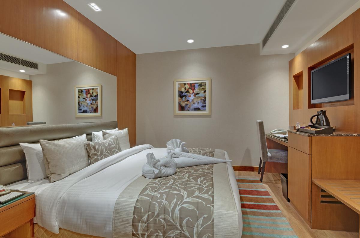 Beacon Hotel Nirman Vihar Ню Делхи Екстериор снимка