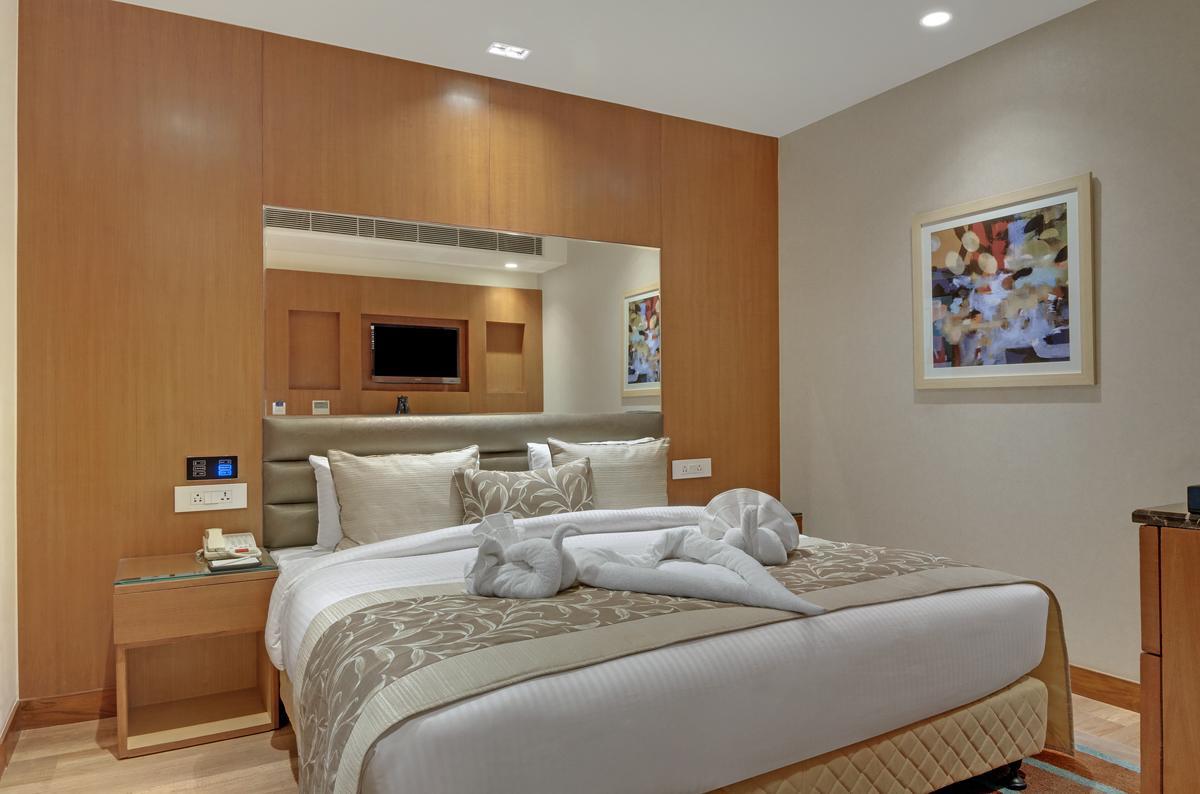 Beacon Hotel Nirman Vihar Ню Делхи Екстериор снимка
